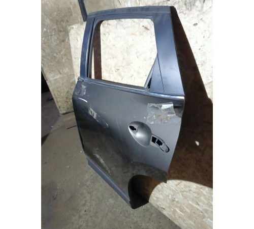 Дверь задняя левая