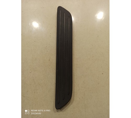 Накладка порога левая