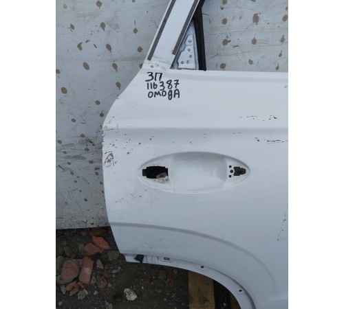 Дверь задняя правая