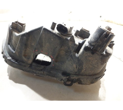 Фара противотуманная (передняя правая)