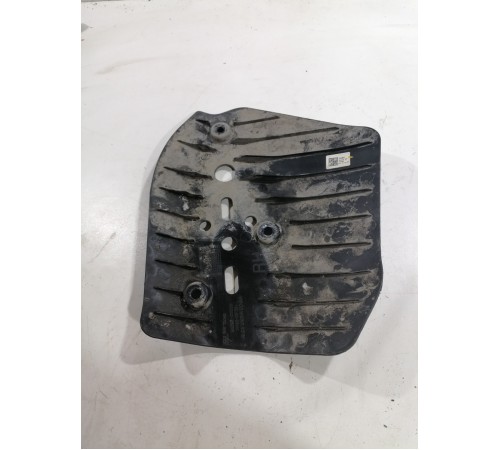 Защита пыльник задней балки правый