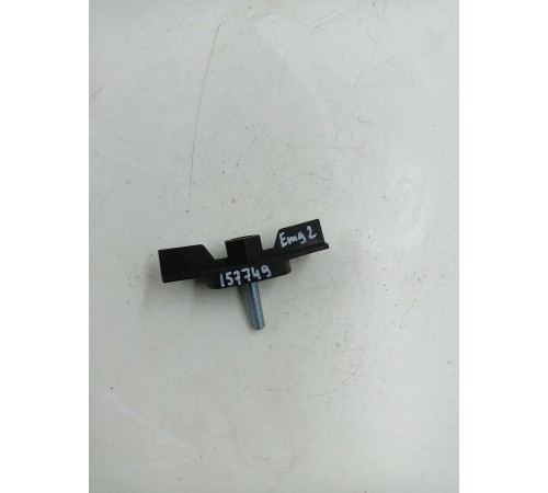 Крепление запасного колеса