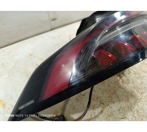 Фонарь задний левый