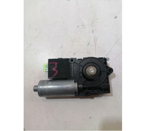 Моторчик люка крыши 