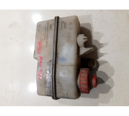 Бачок главного цилиндра сцепления