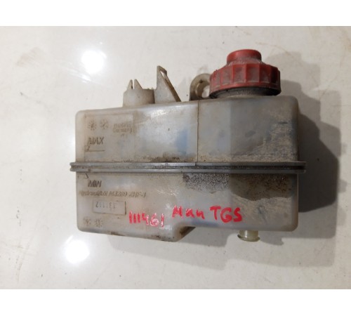 Бачок главного цилиндра сцепления