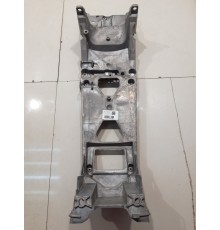 Кронштейн центральной консоли