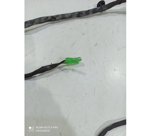 Электропроводка двери (задняя левая)