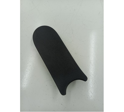 Заглушка центральной консоли