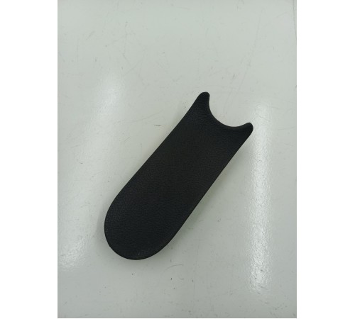 Заглушка центральной консоли