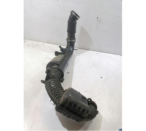 Патрубок воздушного фильтра