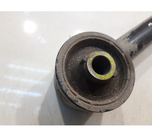 Рычаг подвески (задний, левый)