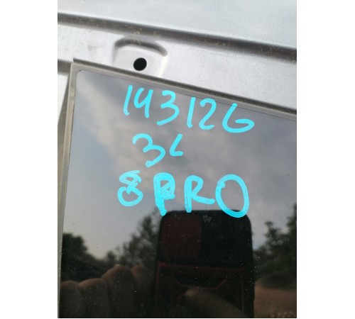 Стекло глухое левое , форточка