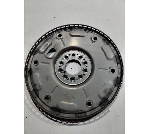 Маховик двигателя