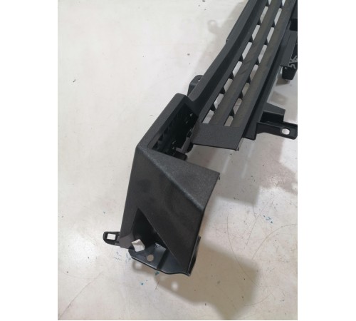 Направляющая шторки багажника правая