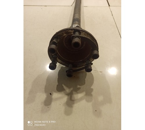 Промежуточный вал(передний левый)