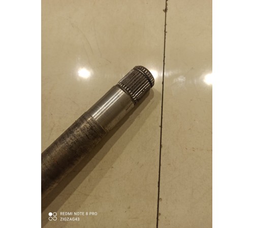 Промежуточный вал(передний левый)