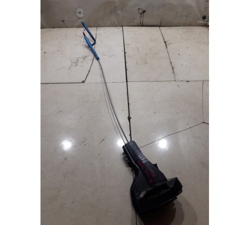 Замок правой сдвижной двери задний