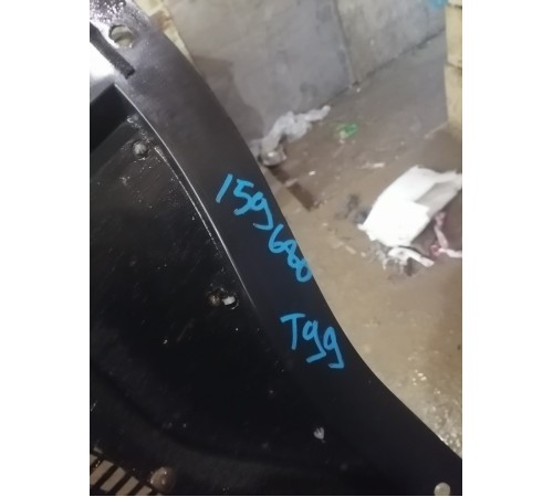 Жабо лобового стекла под дворники