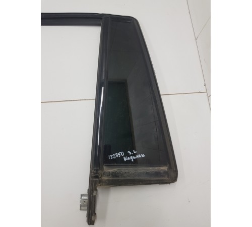 Форточка двери задняя левая с уплотнителем
