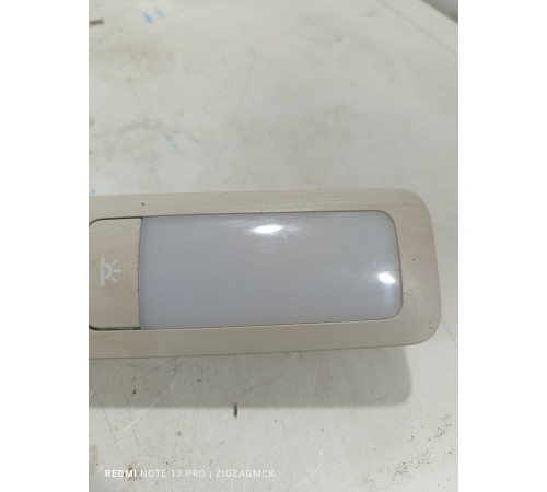 Плафон внутреннего освещения салона задний левый