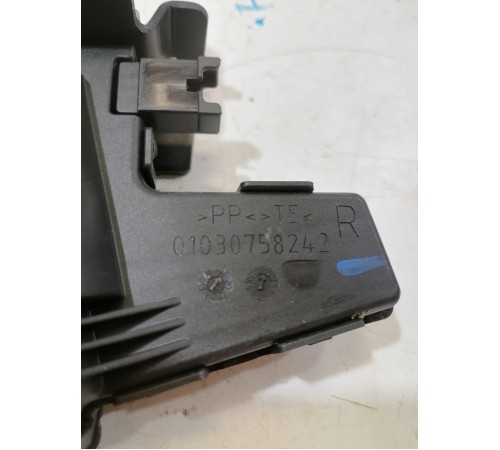 Замок крышки багажника правый