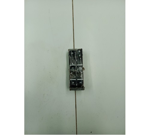 Блок управления стеклоподъемниками передний левый