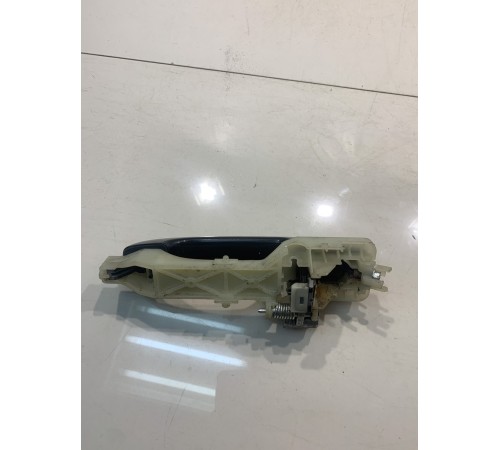 Ручка двери (задняя, правая, внешняя)