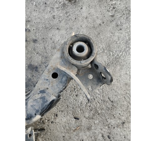 Балка подвески задняя (подрамник)