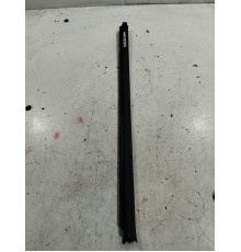 Уплотнитель стекла (передний левый внутренний)