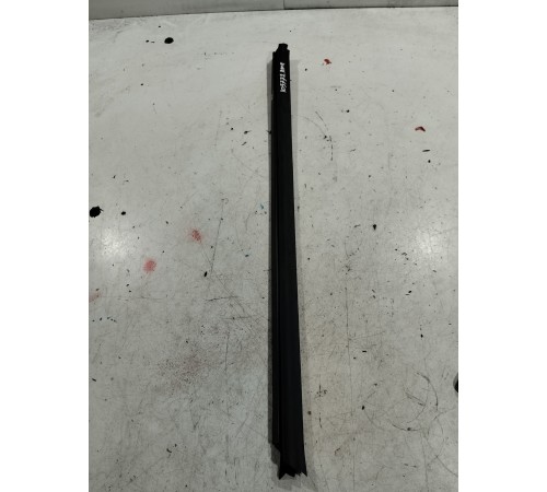 Уплотнитель стекла (передний левый внутренний)