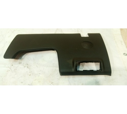 Накладка торпеды левая в ноги