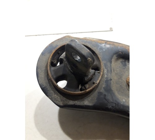 Рычаг подвески(задний правый)