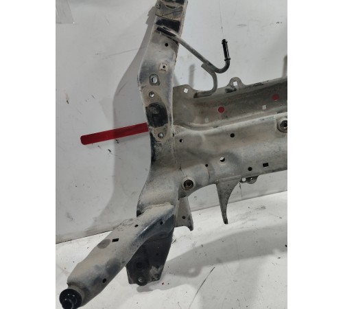 Балка подвески передняя (подрамник)