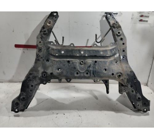 Балка подвески передняя (подрамник)