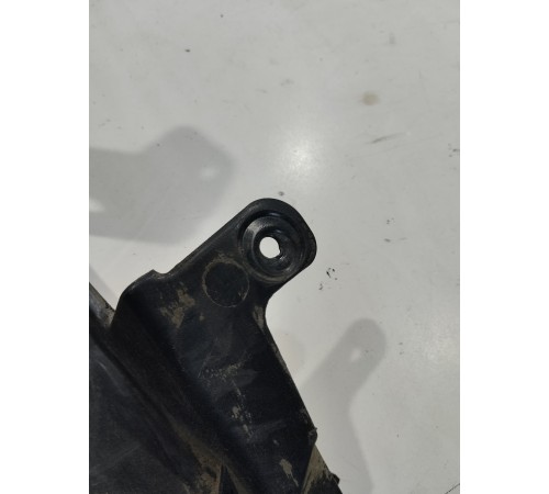 Защита топливного бака правая