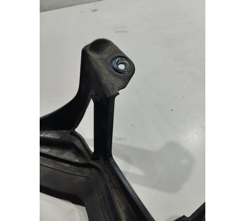 Защита топливного бака правая