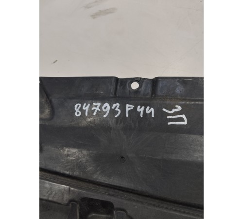 Защита топливного бака правая