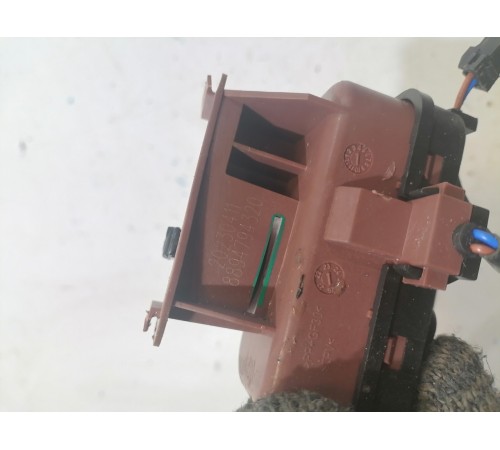 Электропривод лючка бензобака