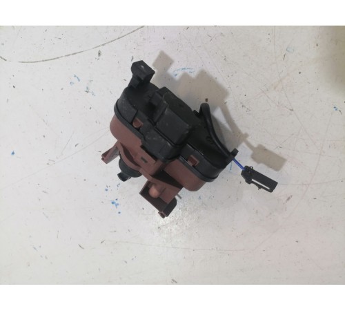 Электропривод лючка бензобака