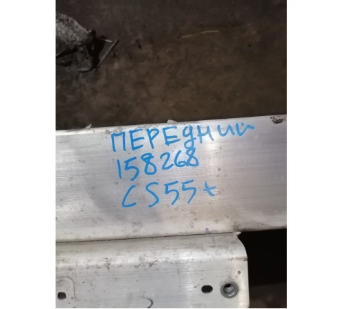 Усилитель бампера передний