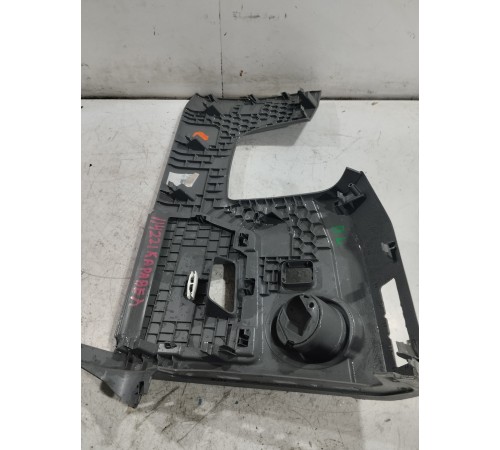 Накладка торпедо левая