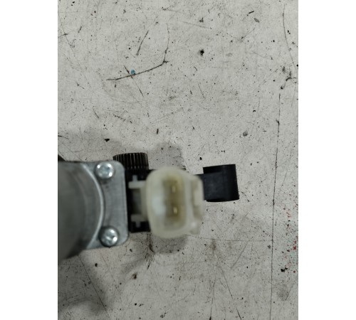 Моторчик стеклоподъемника (задний левый)