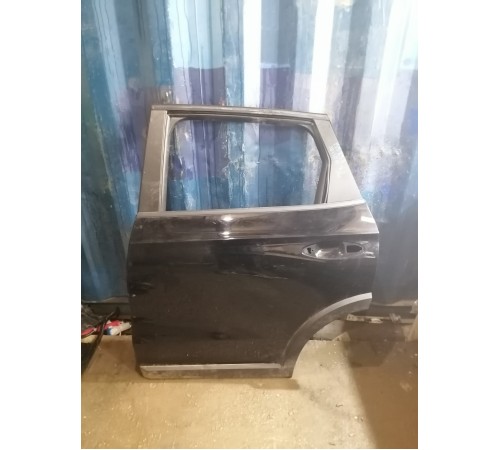 Дверь задняя левая