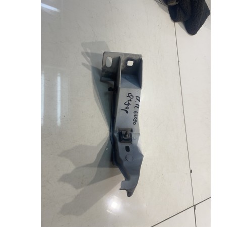 Кронштейн лампы крыла (передняя,превая)