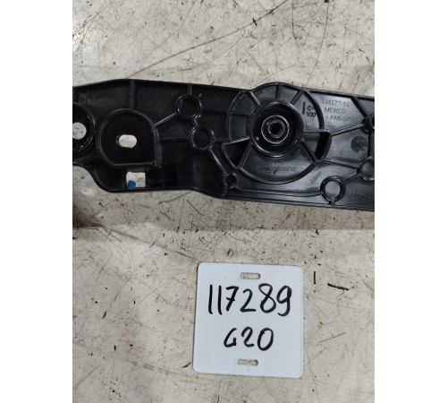 Кронштейн крепление салона