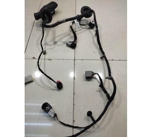 Электропроводка двери (передняя, левая)