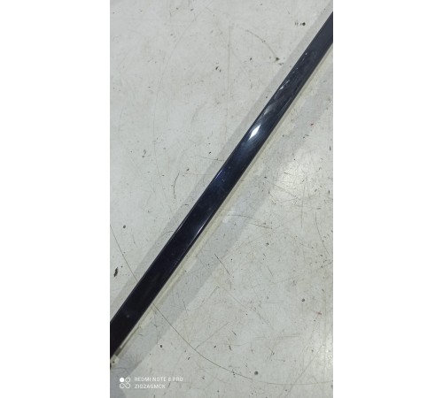 Молдинг лобового стекла(левый)