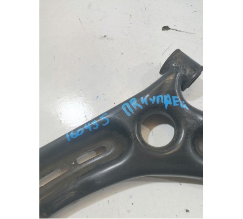 Рычаг подвески передний правый