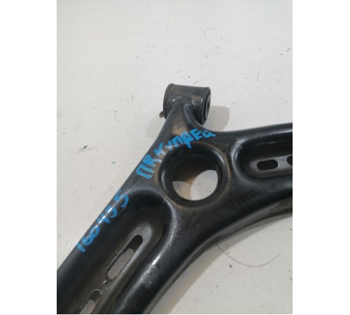 Рычаг подвески передний правый